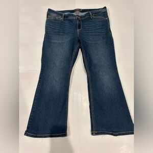 Torrid Luxe Slim Boot Jeans Women’s 18 Super Stretch hemmed-SEE MEASUREMENTS